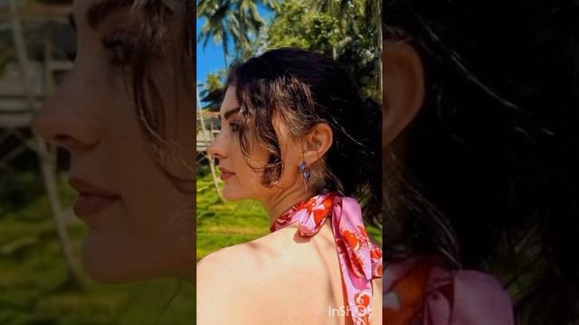 Бурджу Озберк. Интересные факты. Личная жизнь. Фильмография смотреть онлайн