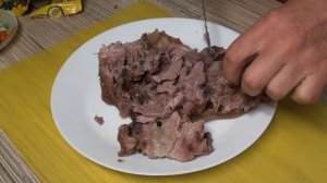 Супер вкусный  рулет из свиной рульки !!!