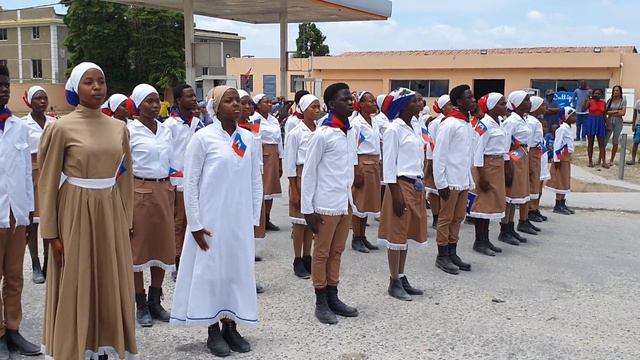 TOUT MOUN SWIV RÈN NAN смотреть онлайн