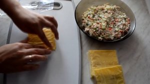 Закуска за 10 МИНУТ  из плавленого сыра и крабовых палочек. Сырные рулетики