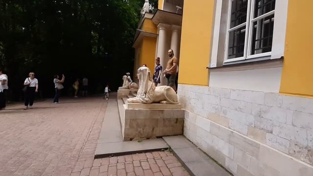 Прогулки по Москве. Музей-заповедник "Царицыно". Часть 4. Малый и Средний дворец Большая поляна. смотреть онлайн