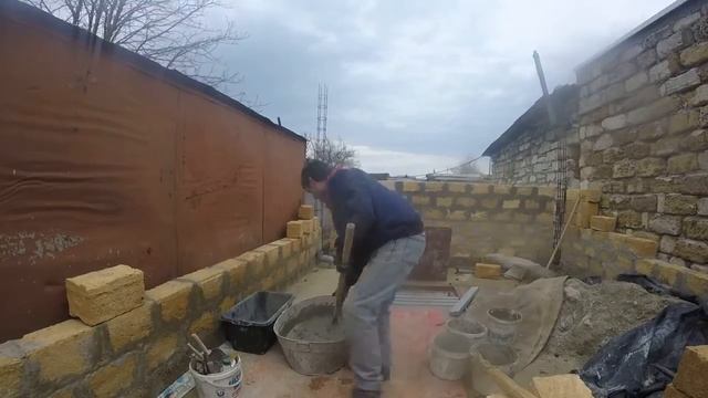 СУПЕР РАСТВОР ДЛЯ ГАРАЖА ГОТОВКА раствор начало СТРОЙКИ Строительство ГАРАЖА 412 смотреть онлайн