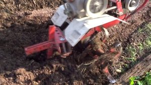 СТАРТОВОЕ УЛУЧШЕНИЕ ПОЧВЫ.  МОЙ  ТЯЖЁЛЫЙ СУГЛИНОК.