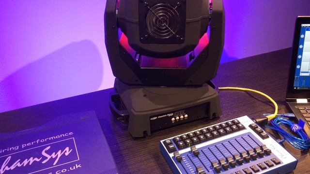 Chamsys MagicQ PC Mini Wing смотреть онлайн