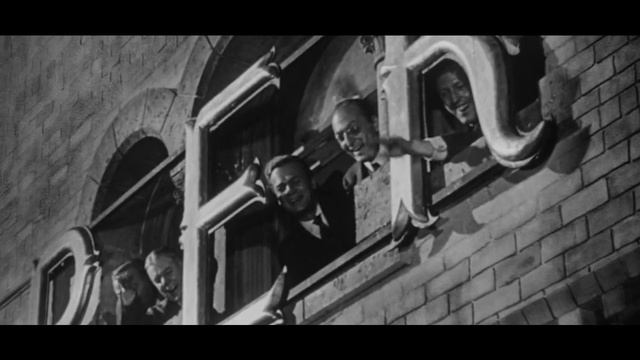 10 Popular Actors Who Became Famous By Accident смотреть онлайн