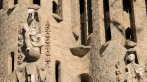 Gaudí ·The Sagrada Familia Tour - Barcelona Guide Bureau