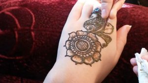 Very simple mehendi on the hand in 10 min. Очень простое мехенди за 10 минут