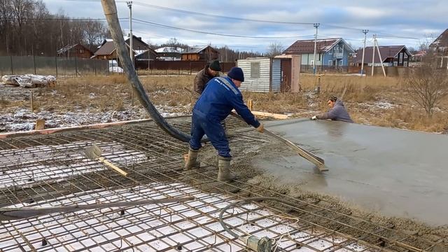 ДМИТРОВ. Залили фундамент (мелкозаглубленная лента + монолитная плита) смотреть онлайн