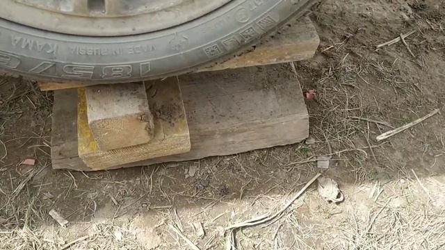 Замена глушителя на автомобилях ВАЗ без ямы и домкрата, своими руками. смотреть онлайн