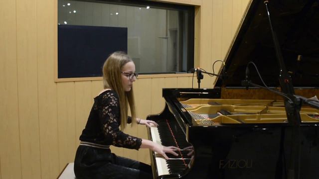 Konstantina Stavrou (12y.o.) / Ernesto Lecuona "Gitanerias" from Andalucia Suite смотреть онлайн