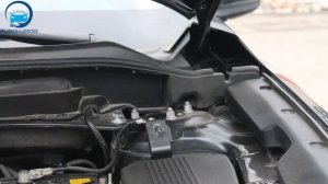 Установка газовых упоров капота на Mazda CX-5