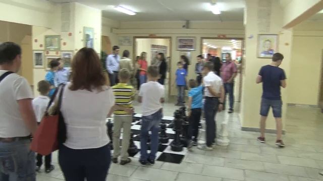 2015-07-19 Школа 1883 День шахмат смотреть онлайн