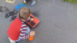 Чем занять ребенка на улице летом