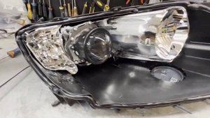 Mazda CX-7 Замена штатных ксеноновых линз на бидиодные двухчиповые Aozoom A4+ BI-LED