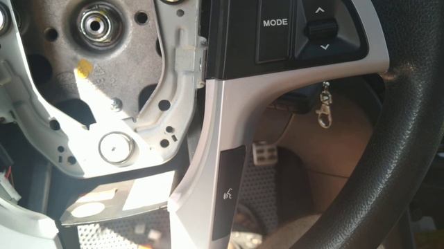 Подключение мульти руля на Хёндэ Солярис смотреть онлайн