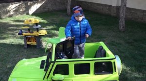 The wheel fell off on Audi a3 - Dima ride on power wheels AMG 63