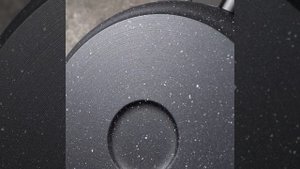 Предметная видеосъемка сковородки  для маркетплейсов