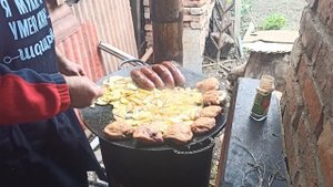 МЯСНОЕ АССОРТИ НА САДЖЕ.АНГЛИЙСКИЙ ЗАВТРАК НА КОСТРЕ. #38