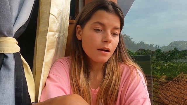 НАМ НЕ МОГУТ ВОССТАНОВИТЬ СИМ-КАРТЫ НА БАЛИ! 09.11.2022 смотреть онлайн