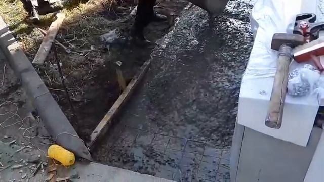 Устройство отмостки здания в Москве и Московской области- цена
