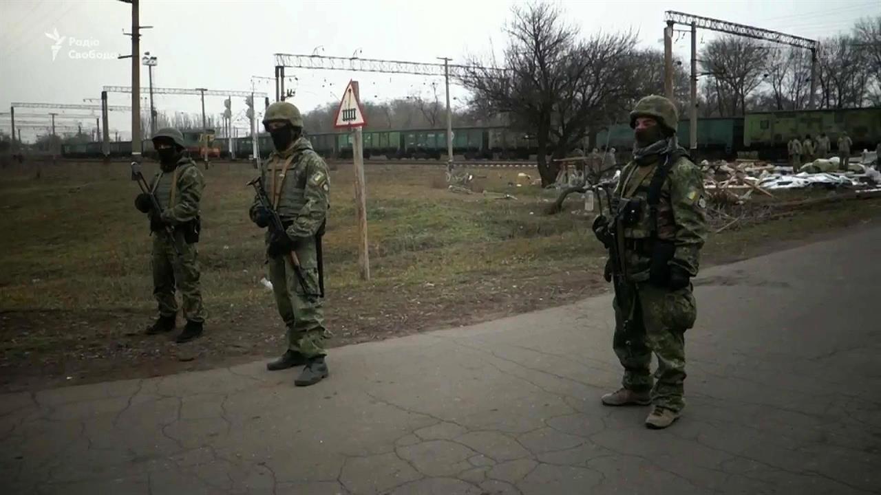 Петр Порошенко потребовал полностью прекратить транспортное сообщение с ДНР и ЛНР