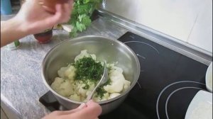 Гарнир - пюре из цветной капусты с сыром и чеснокм, простой рецепт