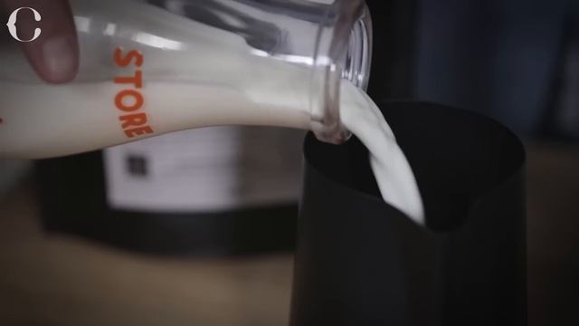 How to Make The Perfect Flat White | CRU Kafe смотреть онлайн