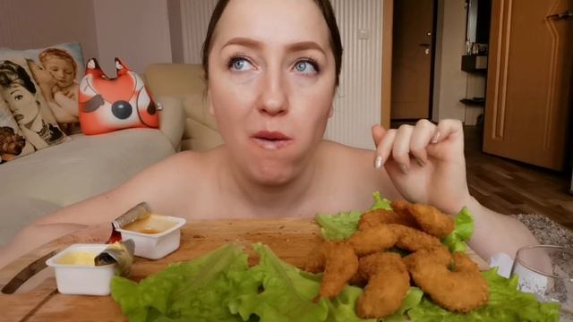 Мукбанг / БУРГЕР КИНГ / Ангус и креветки КИНГ / О фильмах и сериалах... смотреть онлайн