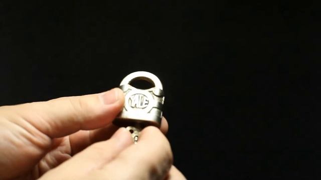 Антикварные навесные замки