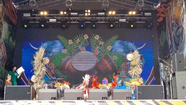 Выступление победителей «Эко Мода», 2023 Коллекция «Карнавал Пернатых Рио» смотреть онлайн