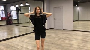 THE MODELS’ DIARIES ep.3: Урок классического дефиле. Модельный шаг.