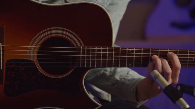 Guild D40C акустическая гитара.Теплая,хрустящая,красивая смотреть онлайн