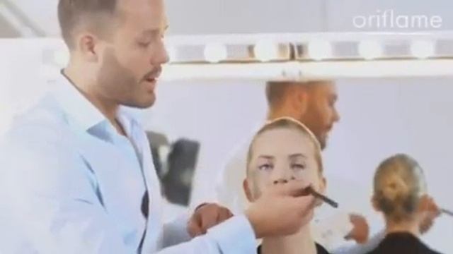 Уроки макияжа от Йонаса Врамеля Часть2 лифтинг корректор flv смотреть онлайн