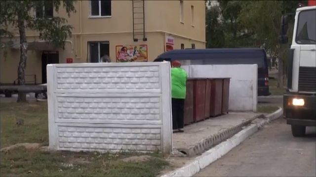 Мусор в Слободзее вывозят регулярнее.2015 смотреть онлайн