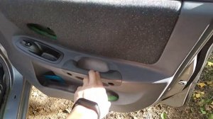 Снятие дверной карты Hyundai Accent без демонтажа заглушки зеркала