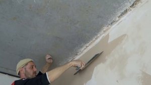 Шпаклевка стен под обои своими руками видео