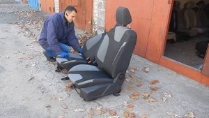 FF-7 Ford Focus 2011 - передние сиденья