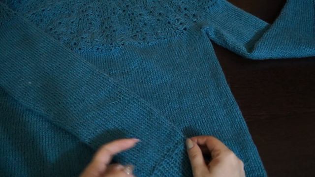 Кофточка с ажурной кокеткой) смотреть онлайн