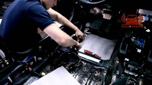 шумоизоляция пола (Infiniti FX45) 2014