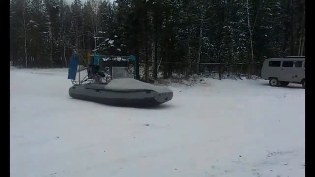 Движение по снегу аэролодки Таймыр смотреть онлайн