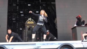 Madonna - Girl Gone Wild (MDNA Tour Rehearsal)