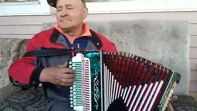 Гармонь Кировская Заказная (Си-мажор)
