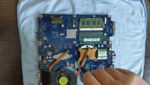 Апгрейд  ноутбука Samsung E450, замена процессора, увеличение обьема памяти