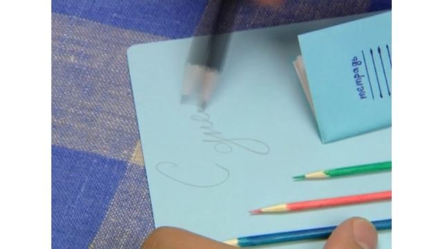 Что подарить учителю и одноклассникам? 5 ИДЕЙ В 1 ВИДЕО / ПОДЕЛКИ НА 1 СЕНТЯБРЯ / ДЕНЬ ЗНАНИЙ / DIY смотреть онлайн