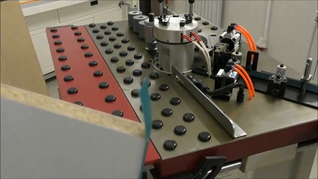 Краткий обзор работы кромкооблицовочных станков смотреть онлайн