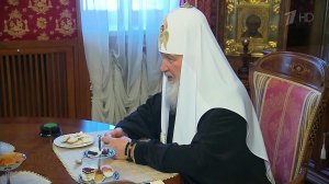 Патриарха Кирилла с девятой годовщиной интронизации поздравили президент и премьер