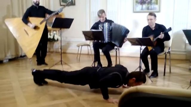 Музыкальный авнтюризм и квартет Акме смотреть онлайн