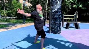 Пахом обмазывающий стиль школа липкой руки.