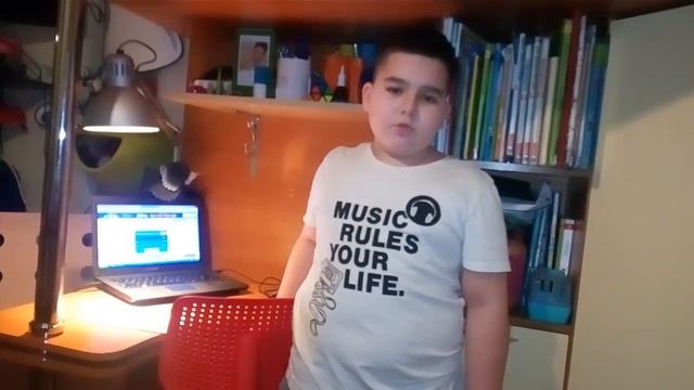 Пересказ Евсея произведения ,,Девочка и дельфин,, С.Сахарнова смотреть онлайн