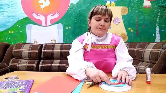 Онлайн-мастер класс по изготовлению поделки ко дню Народного единства "Хоровод дружбы" смотреть онлайн